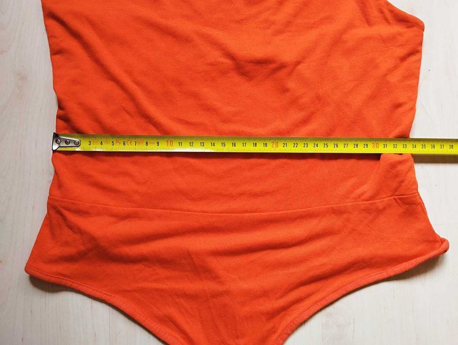 pomarańczowe body na ramiączkach L gładkie dopasowane elastyczne oranż