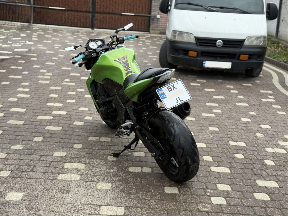 Kawasaki Z750 2009 можлививй обмін на авто