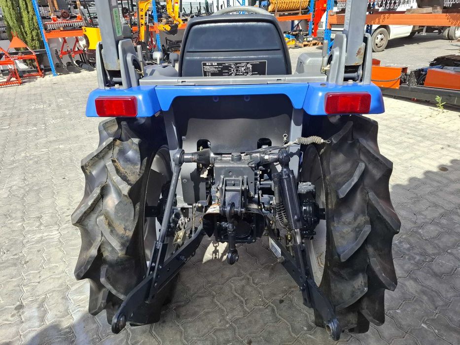 Trator Iseki Sial Hunter 22 | 4x4 | Direção Assistida | Inversor | Imaculado