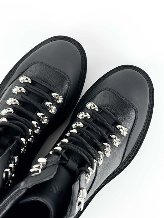 Trapery Kazar Studio Gatsby Black