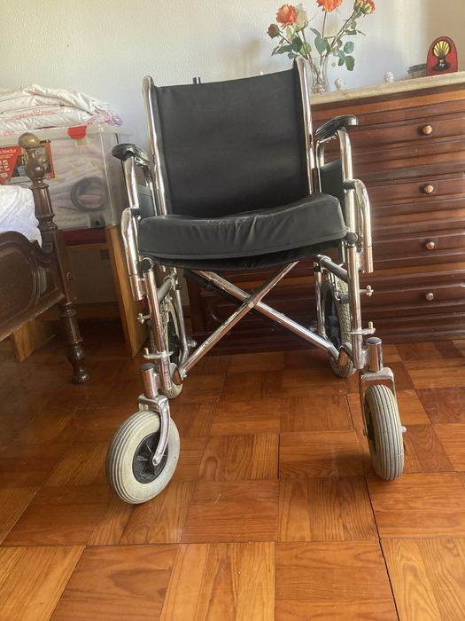 Cadeira de rodas portela