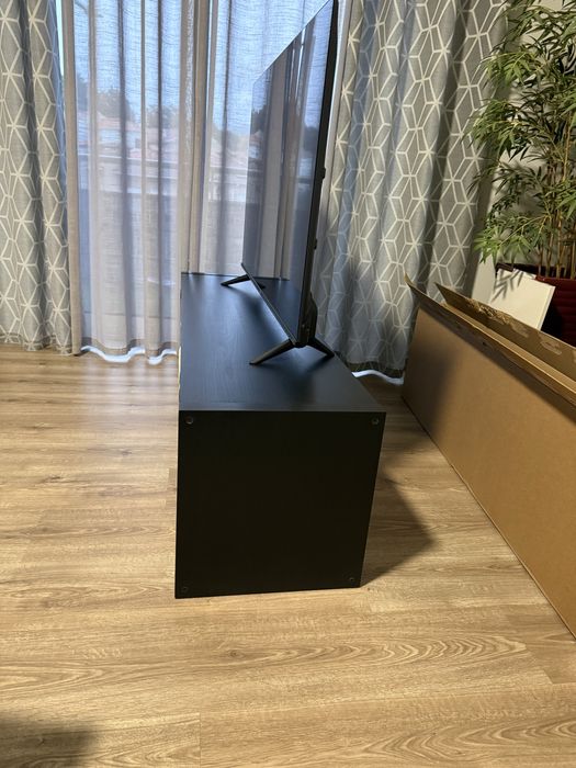 Estantes pretas IKEA