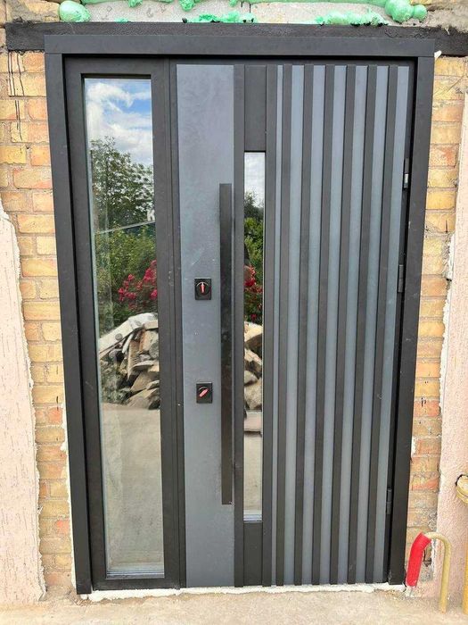 Вхідні двері для квартири та будинку – великий вибір та вигідні ціни