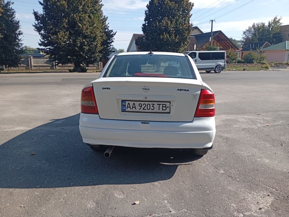 Опель астра g 2000