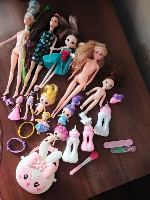 Іграшки для дівчинки