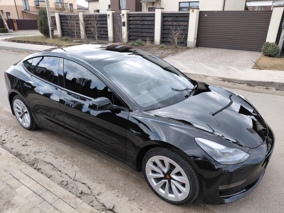 Tesla model 3 2023