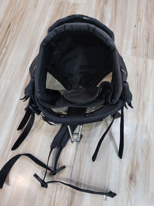 Трапеция сидячая размер S. Кайтборт, кайт