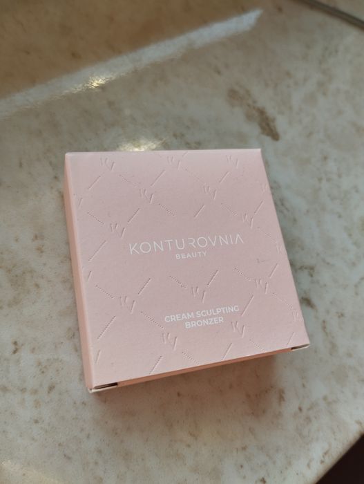 Kremowy brązer 01 konturovnia beauty
