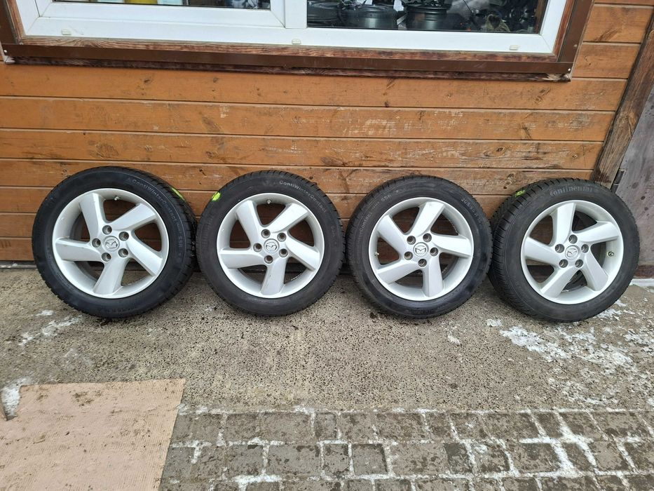 Диски з шинами Мазда 5/114,3 R16 7J ET55 205/55 R16 Contintal Runflat.