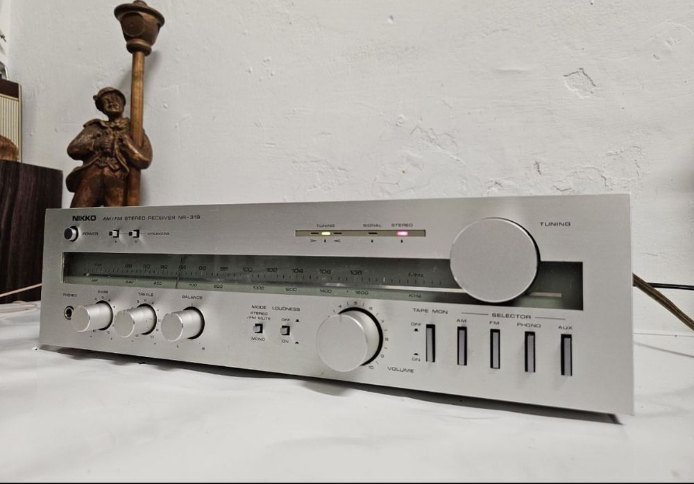 Amplituner stereo NikKo NR-319, Japan.