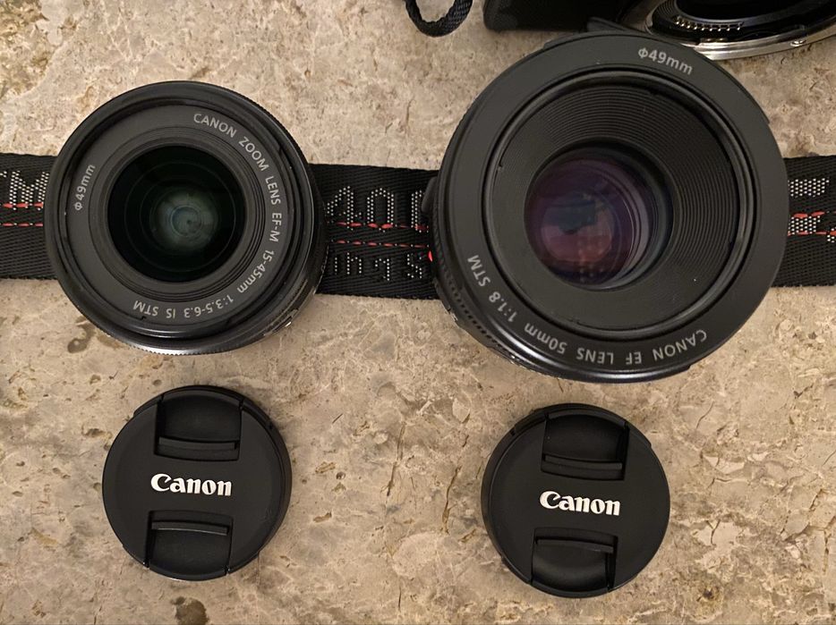 Kit Canon EOS M-100 24mp + acessorios + EF 50mm + Mount