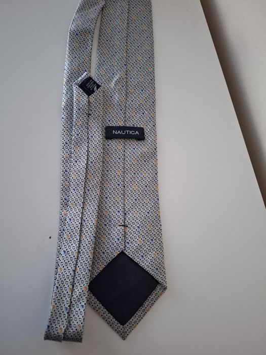 Jedwabny krawat Nautica