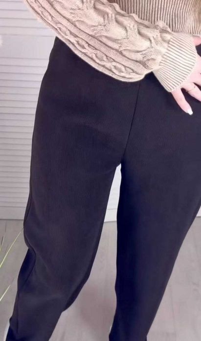 Теплі жіночі штани з мікровельвету