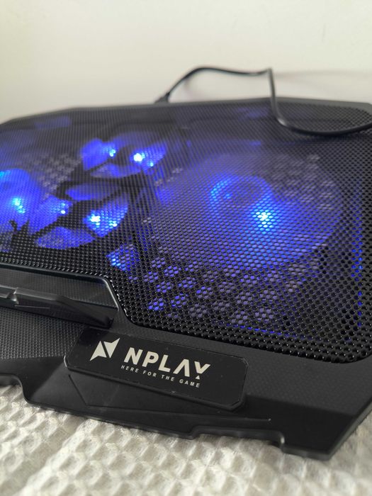 Nplay Laptop Cooling Stand with Fans - Like New447167859660564481