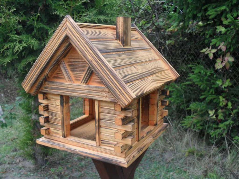 Karmnik dla ptaków typ chatka