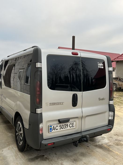 Продам Renault trafic 1.9 коротка база 6. передач