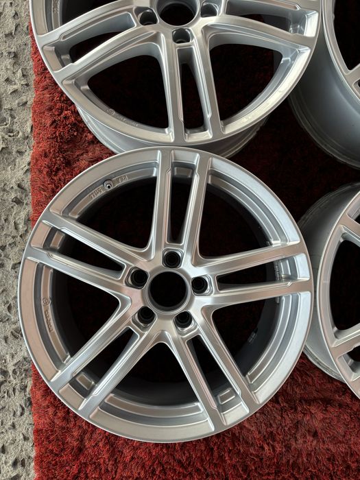 Mercedes B,C,E-class Vito Viano Volkswagen Golf Skoda R18 5x112