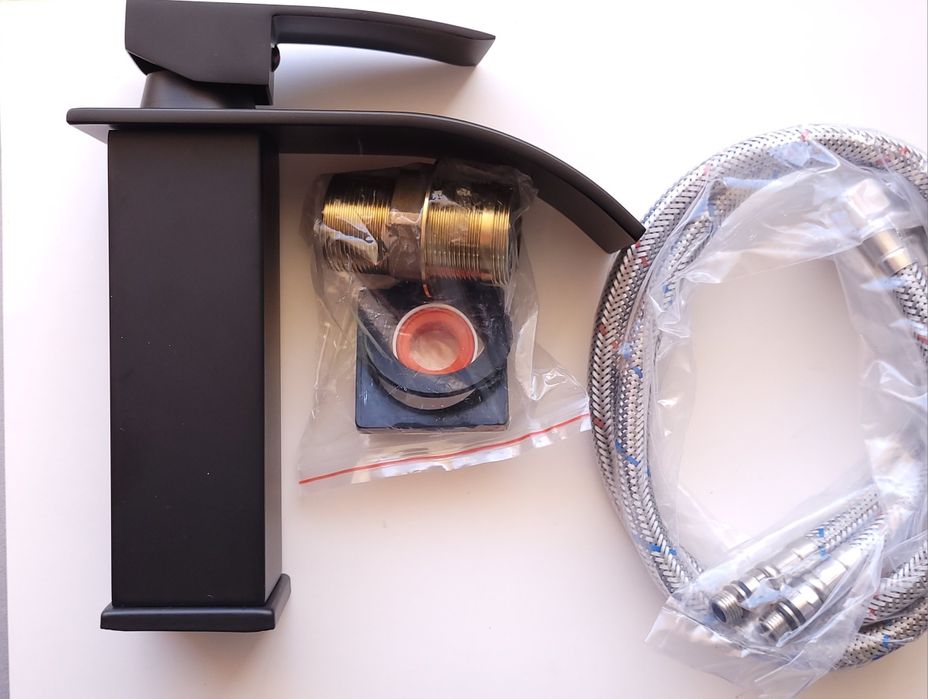 Кран до умивальника