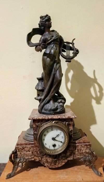 Zegar kominkowy kobieta z harfą