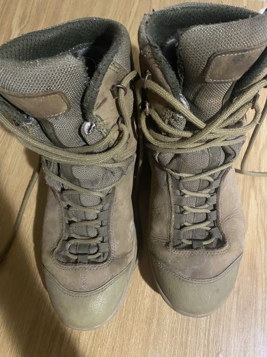 продам воєнні берци 43
