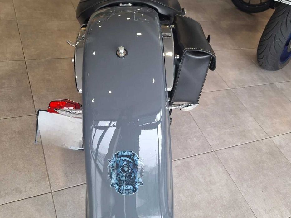 SUZUKI INTRUDER VL800