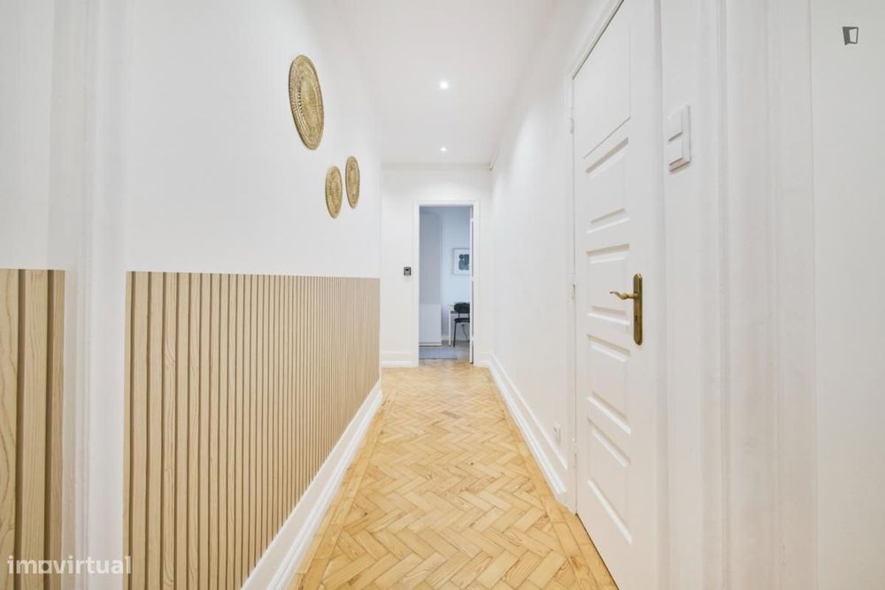 Quarto - localizado em Entrecampos Lisbon