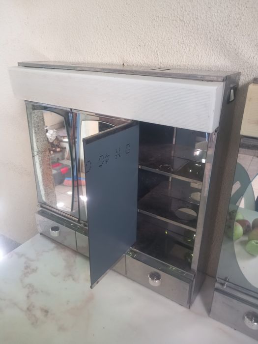 2 Armários W.C Inox