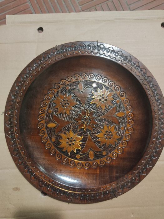 Antique decorative wooden plate