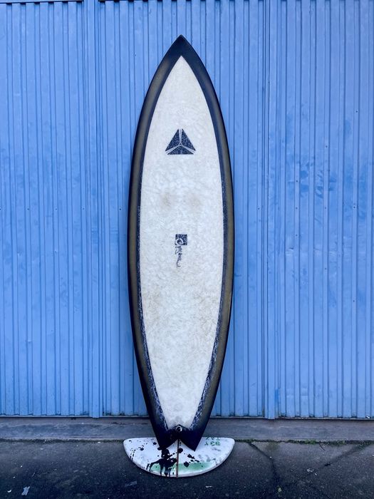 6’1 Gary McNeill RASTA ALIEN