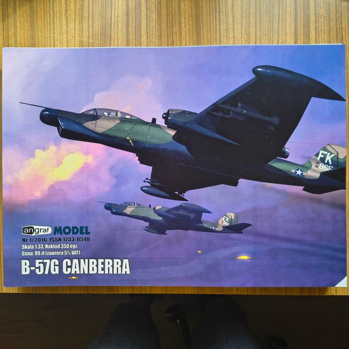 Model kartonowy B-57G Canberra Angraf Model 1:33