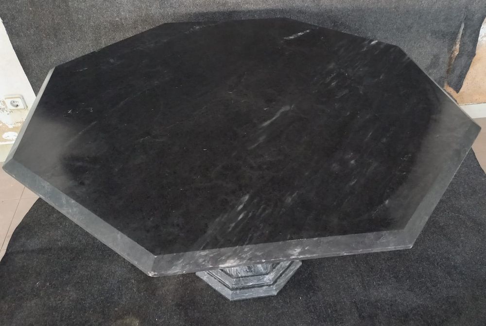 Mesa octogonal mármore