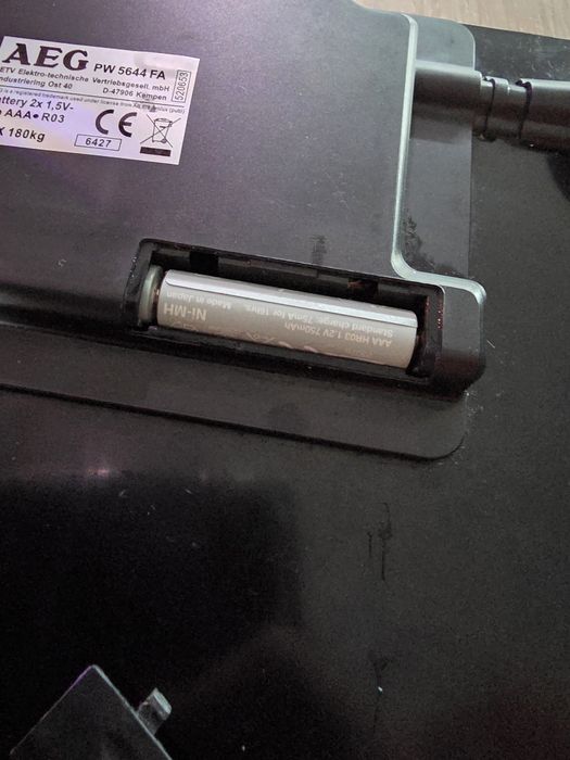 Elektryczna Waga AEG
