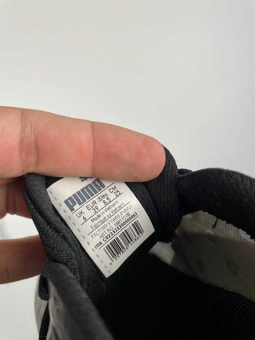 Жіночі спортивні кросівки puma speed 300