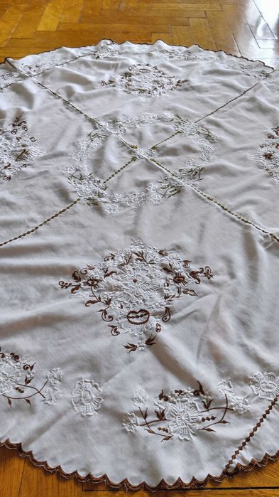 Sprzedam bardzo efektowny niemiecki obrus