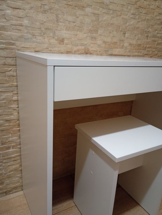 Toaletka stolik biała nowa