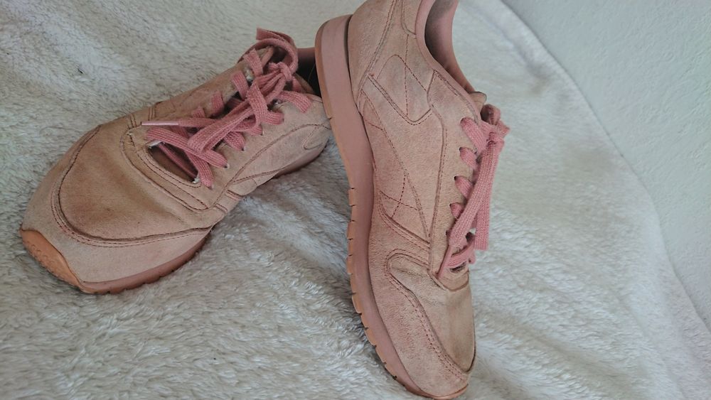Buty sportowe damskie Reebok rozmiar 38/25