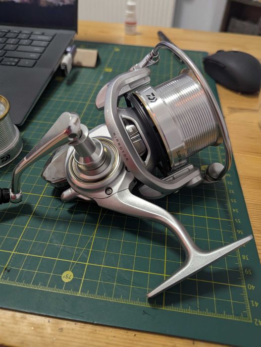 Котушка Daiwa Surf Basia 25 або Cast’izm здорової людини