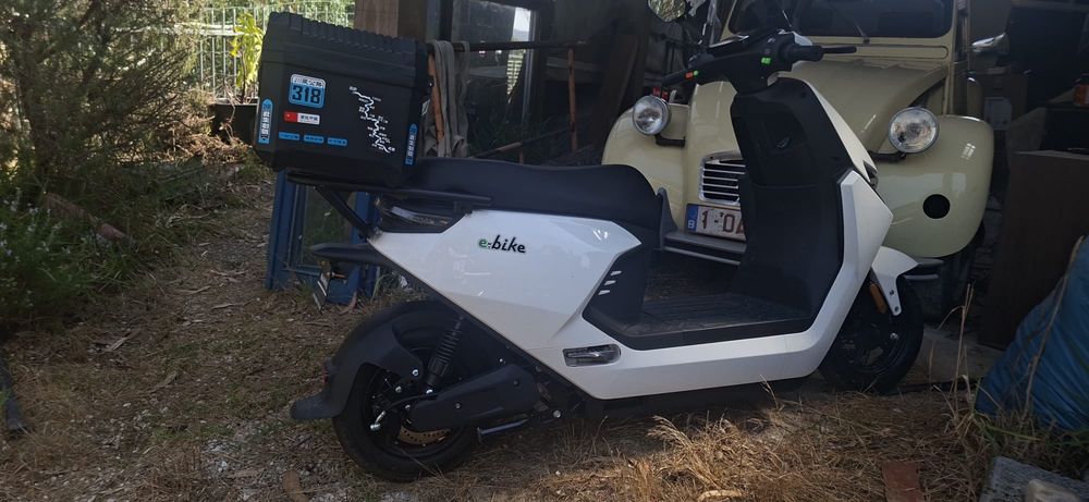 MOTO ELTRICA, 15 dias de uso.