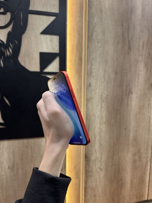 IPhone 12 64gb Red Костюшка 5