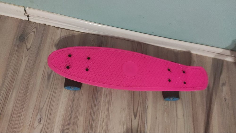 Скейт для дівчинки