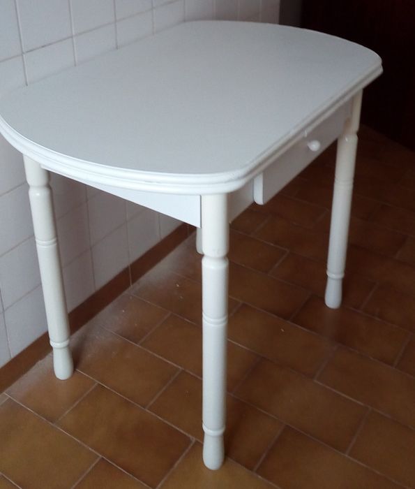 Mesa com Tampo Extensível