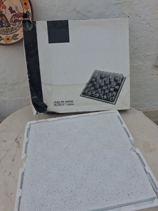 Jogo de xadrez 35x35cm - copos