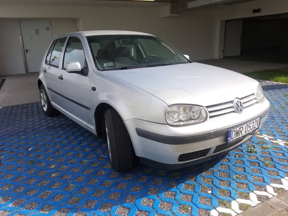 Volkswagen Golf 4 1.6 Benzyna