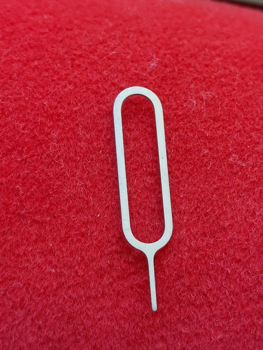 Peça acessório para mudar cartão sim e de memoria do telemóvel