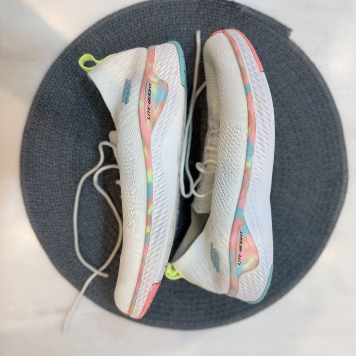 Кросівки для дівчинки Sketchers, 35 р,23 см устілка