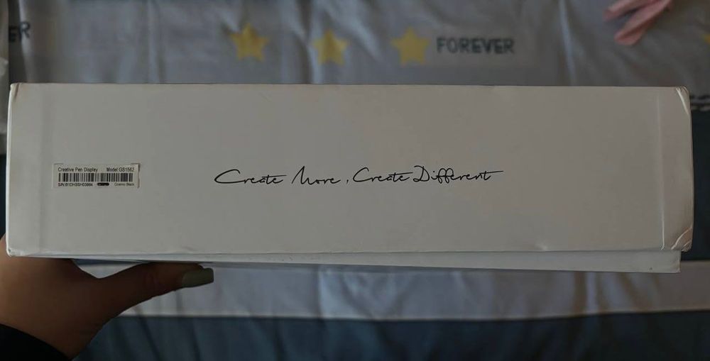 Графічний планшет-монітор Huion Kamvas 16 (2021)