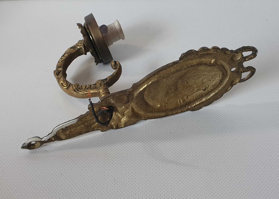 Candeeiro Aplique de parede, latão, 23cm, com figura feminina, anos 50