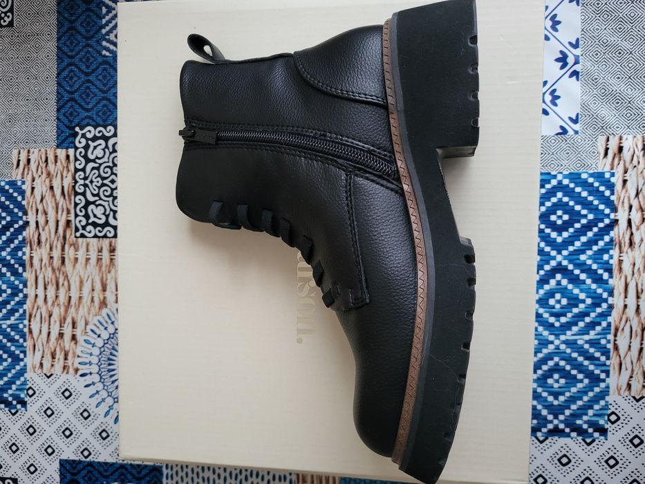 Bardzo lekkie, wygodne, zgrabne