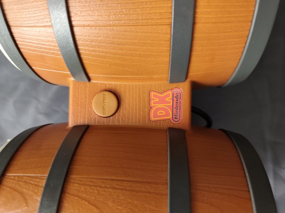 Donkey Kong Gamecube z bębenkami gra