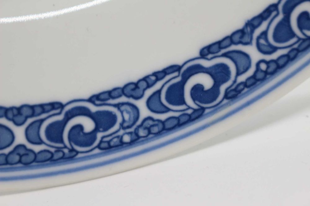 Raro Prato Porcelana Chinesa decorado com Dragões Perfeito XX